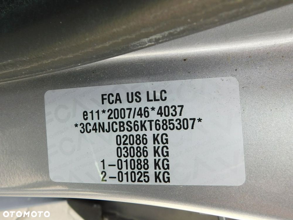 Jeep Compass - 18