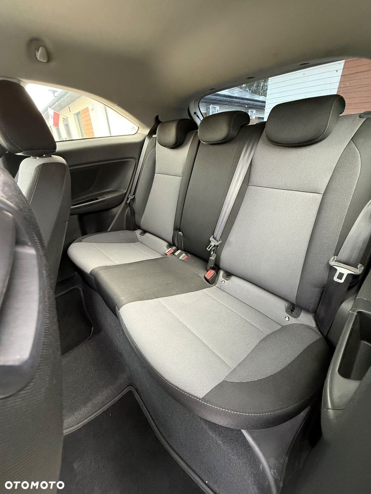 Hyundai i20 1.4 - 9