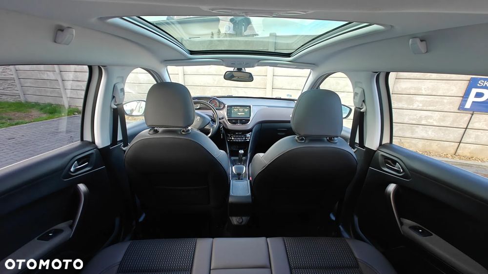 Peugeot 2008 82 e-VTI ETG5 Allure - 23