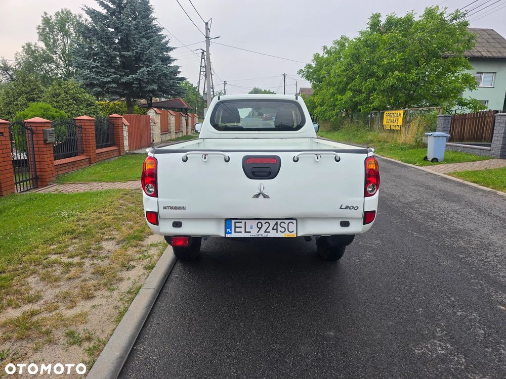 Mitsubishi L200 2.5 DID SC Inform 3os - 5