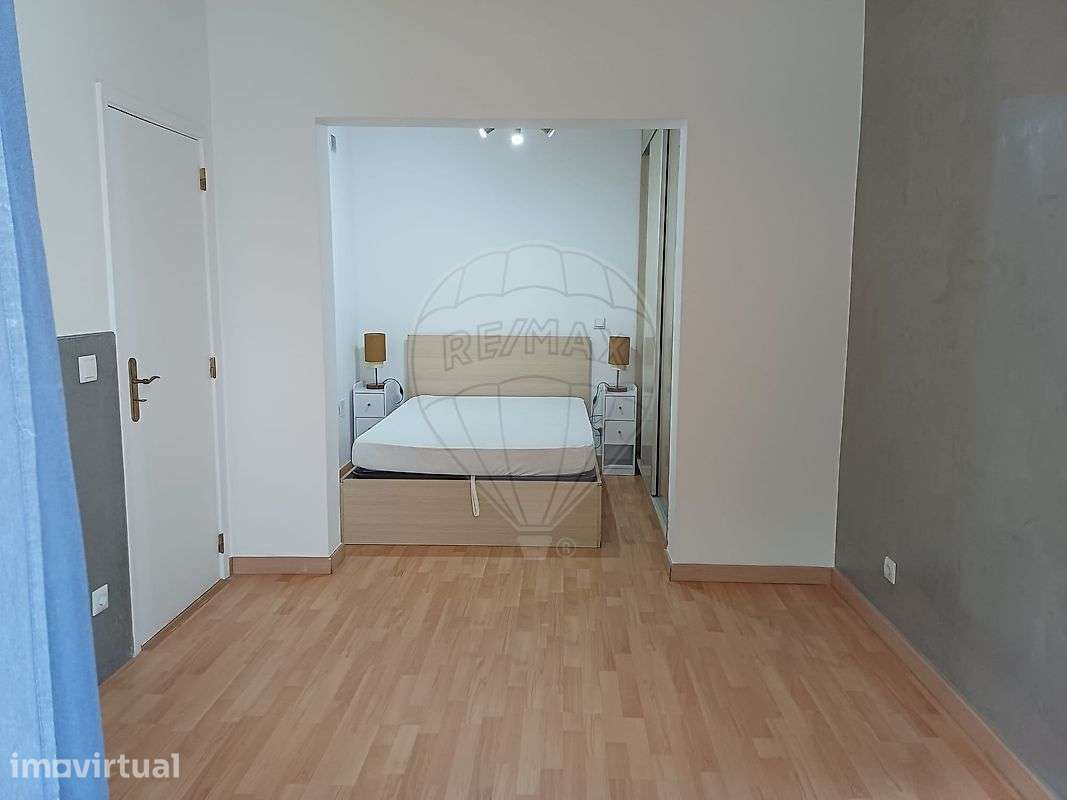 Apartamento T1 para arrendamento - Grande imagem: 2/12