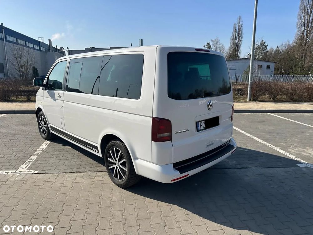 Volkswagen Multivan - 7