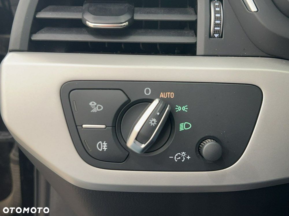 Audi A4 Limousine 35 TDI mHEV Advanced S tronic - 27