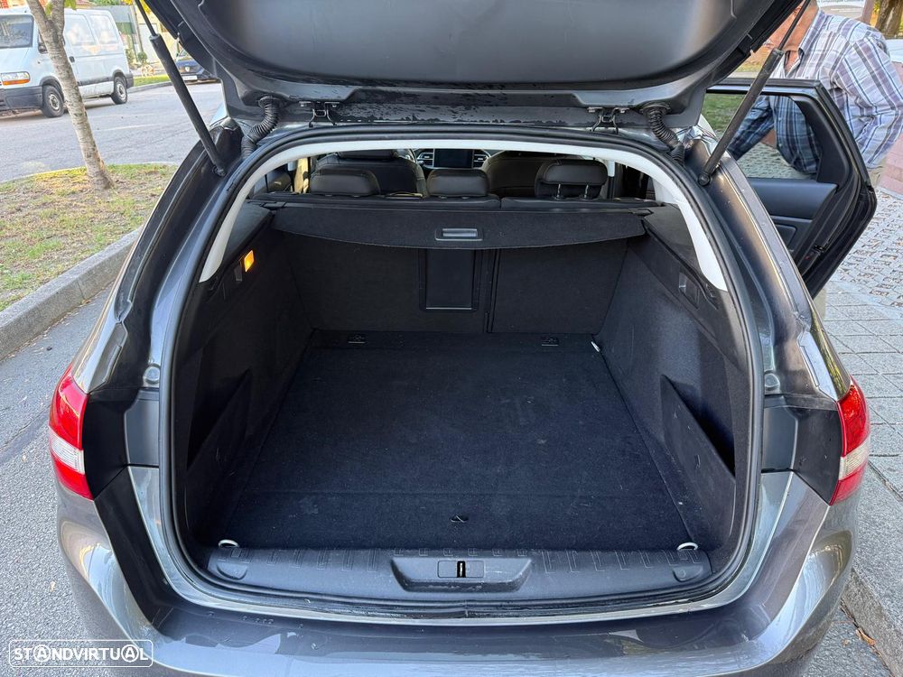 Peugeot 308 Sw 2019 photo 5