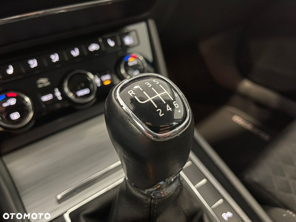 Skoda Superb 1.5 TSI Style - 26