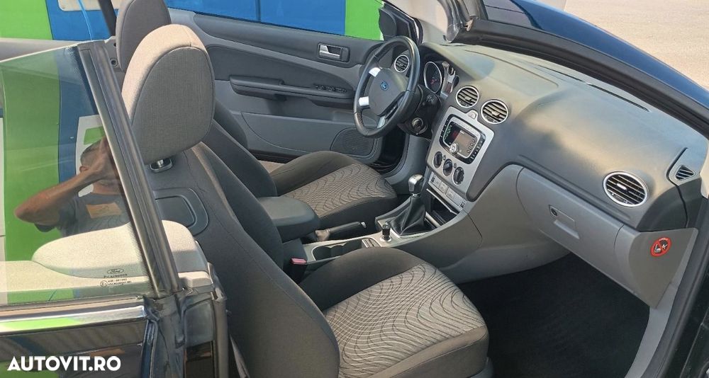 Ford Focus 1.6 16V Trend - 19