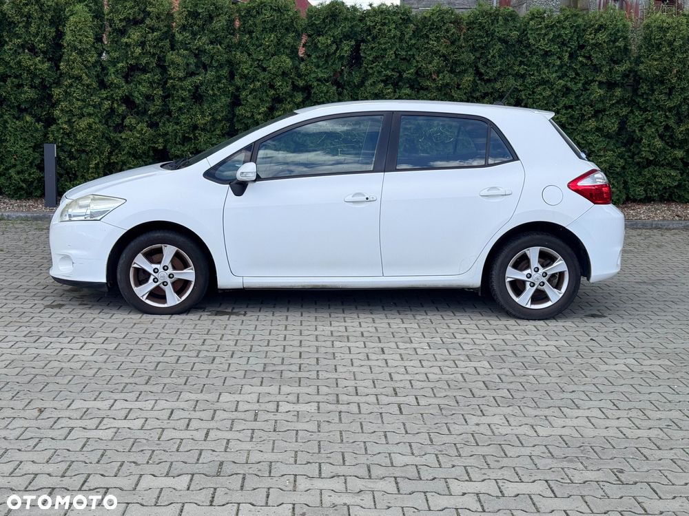 Toyota Auris 2.0 D-4D - 3