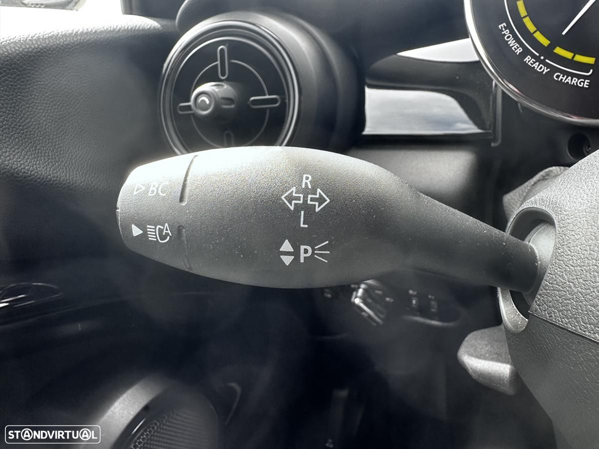 MINI 3 Portas Cooper SE Essential - 29