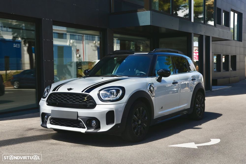 MINI Countryman Cooper SE ALL4 Auto - 2