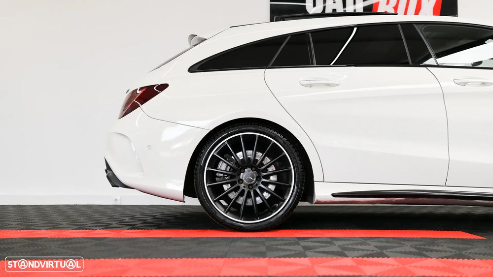 Mercedes-Benz CLA 45 AMG Shooting Brake 4-Matic - 17