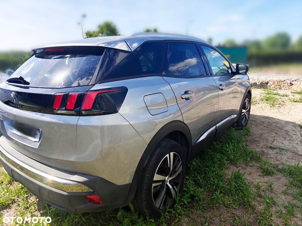 Peugeot 3008 1.5 BlueHDi Allure S&S - 5
