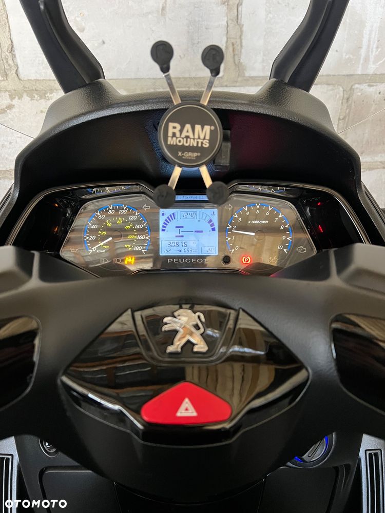 Peugeot Metropolis - 13