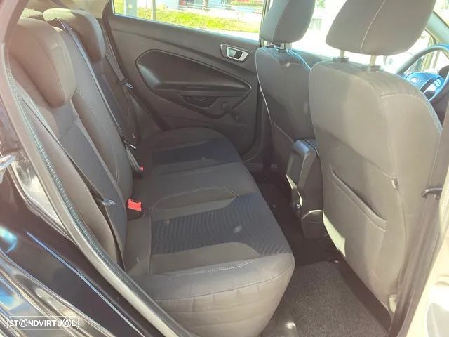 Ford Fiesta 1.5 TDCi Trend - 25