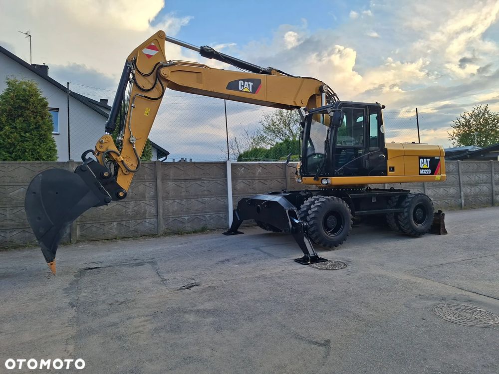 Caterpillar CAT M 322 D
