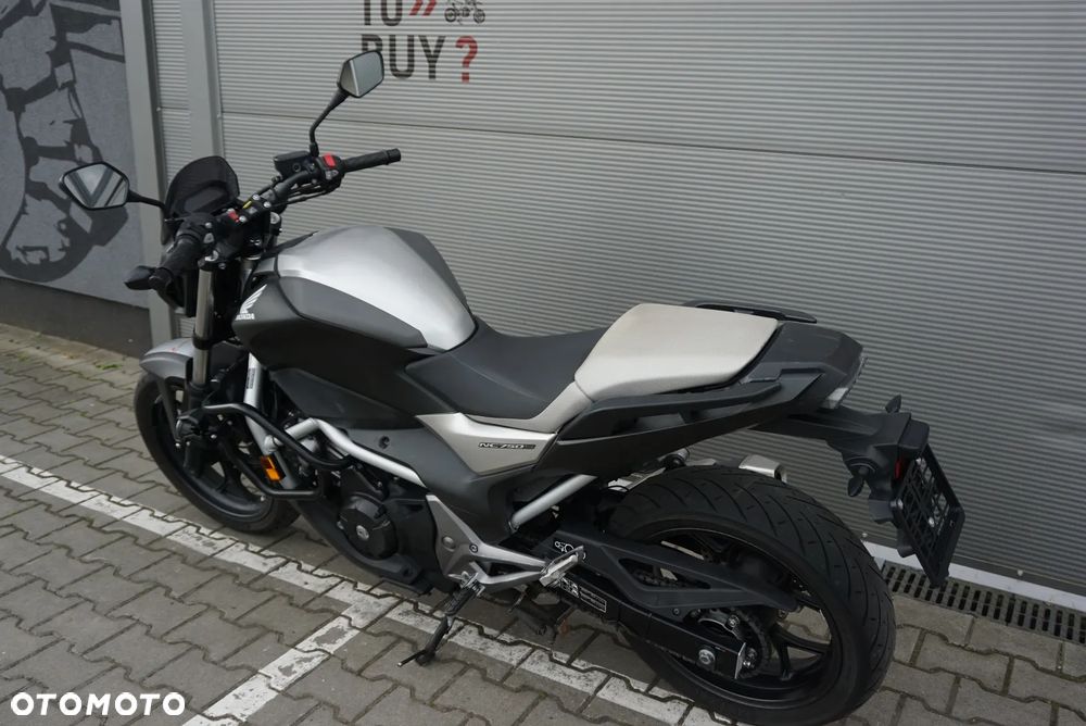 Honda NC - 12