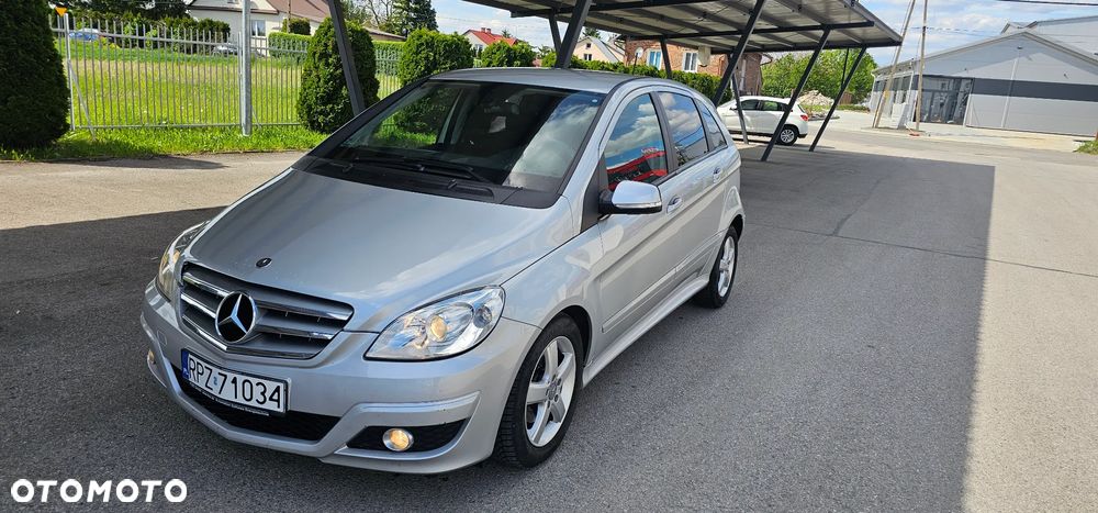 Mercedes-Benz Klasa B 180 CDI Special Edition - 11
