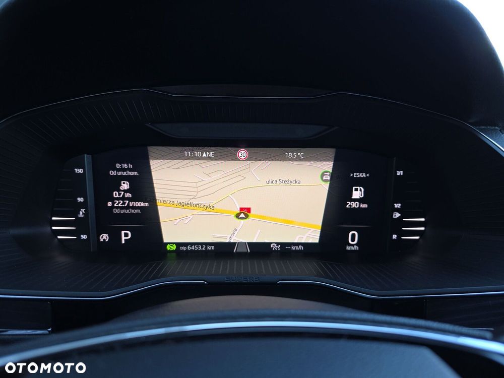 Skoda Superb 2.0 TDI SCR Style DSG - 20