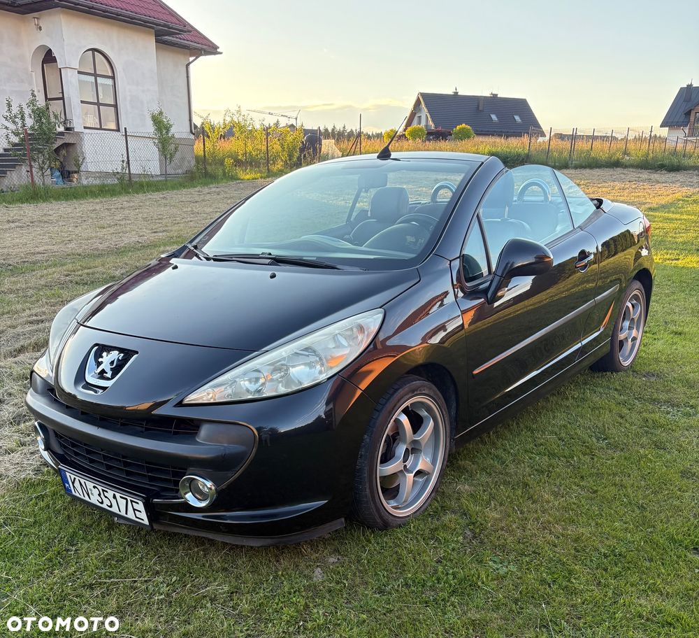 Peugeot 207 CC - 2