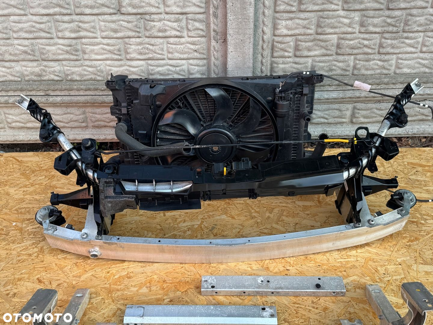 MERCEDES A W176 CLA W117 GLA W156 WZMOCNIENIE PRZOD PAS CHŁODNICE ORG - 4