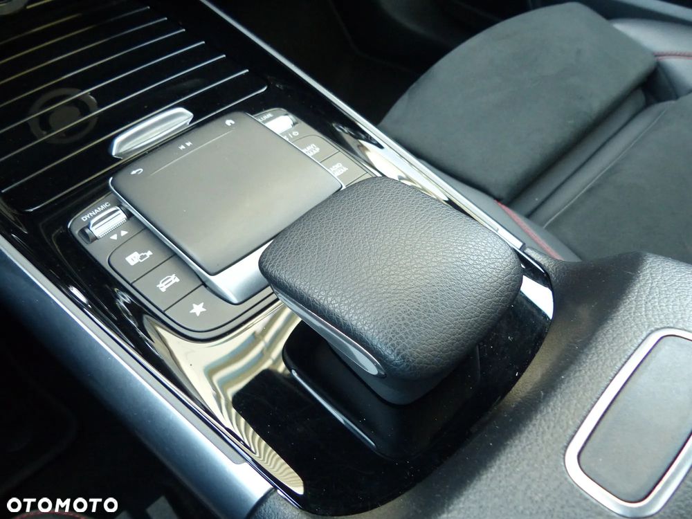 Mercedes-Benz EQA 250 66.5kWh AMG Line - 28