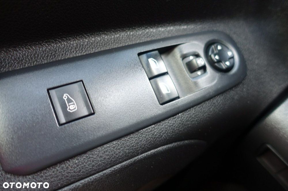 Peugeot Partner - 25