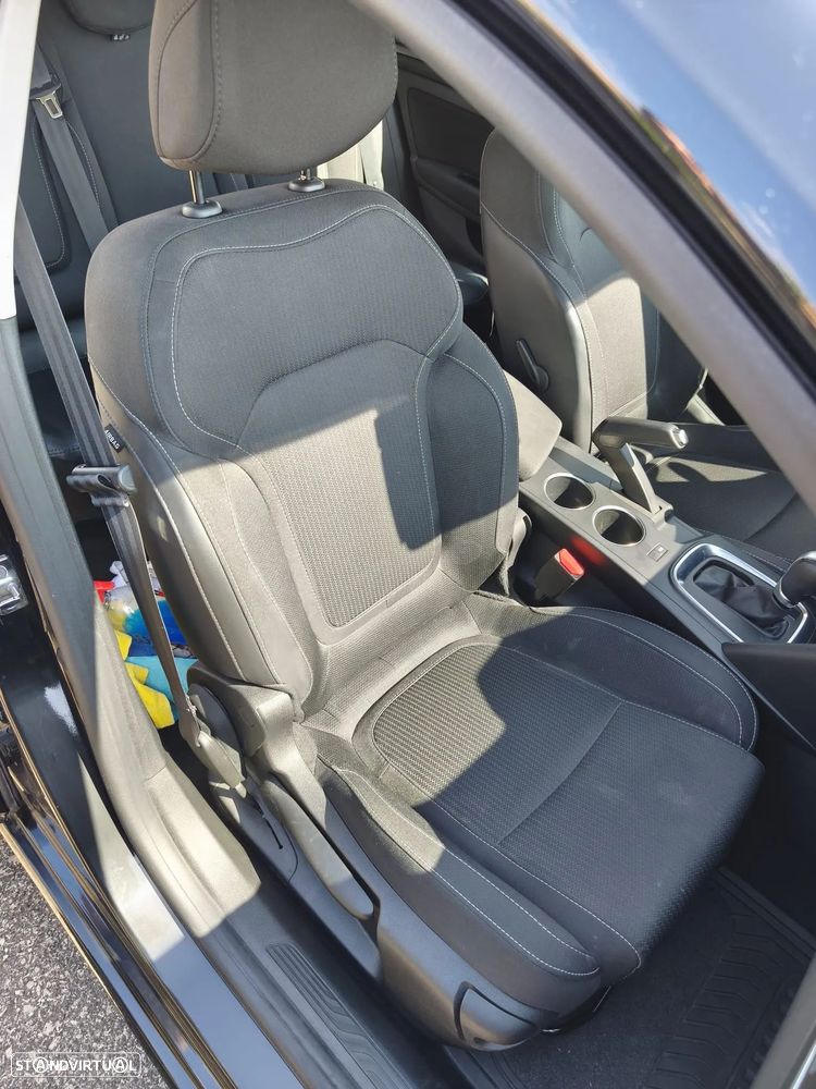 Renault Mégane Sport Tourer - 16