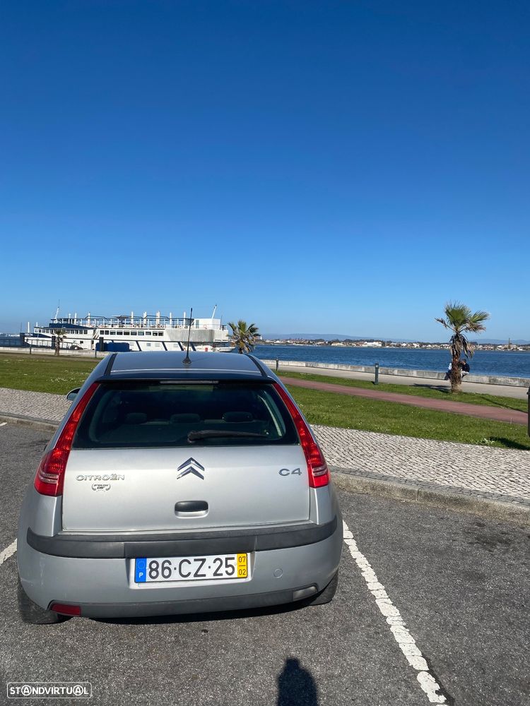 Citroën C4 1.6 HDi SX - 2