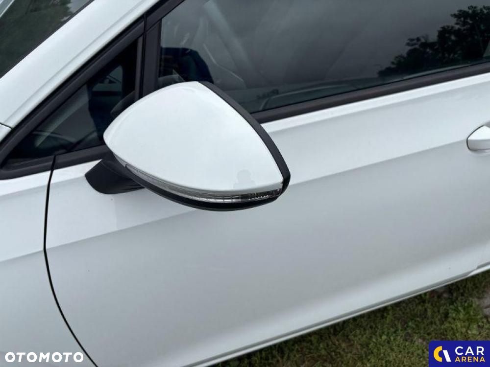 Volkswagen Golf - 29