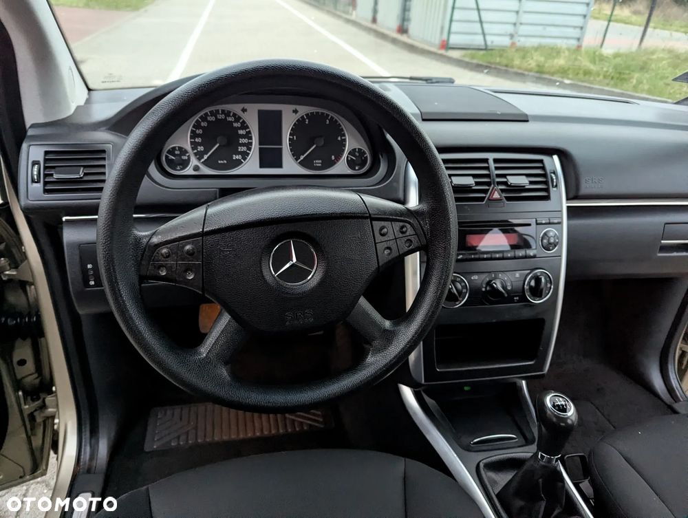 Mercedes-Benz Klasa B 180 CDI - 13
