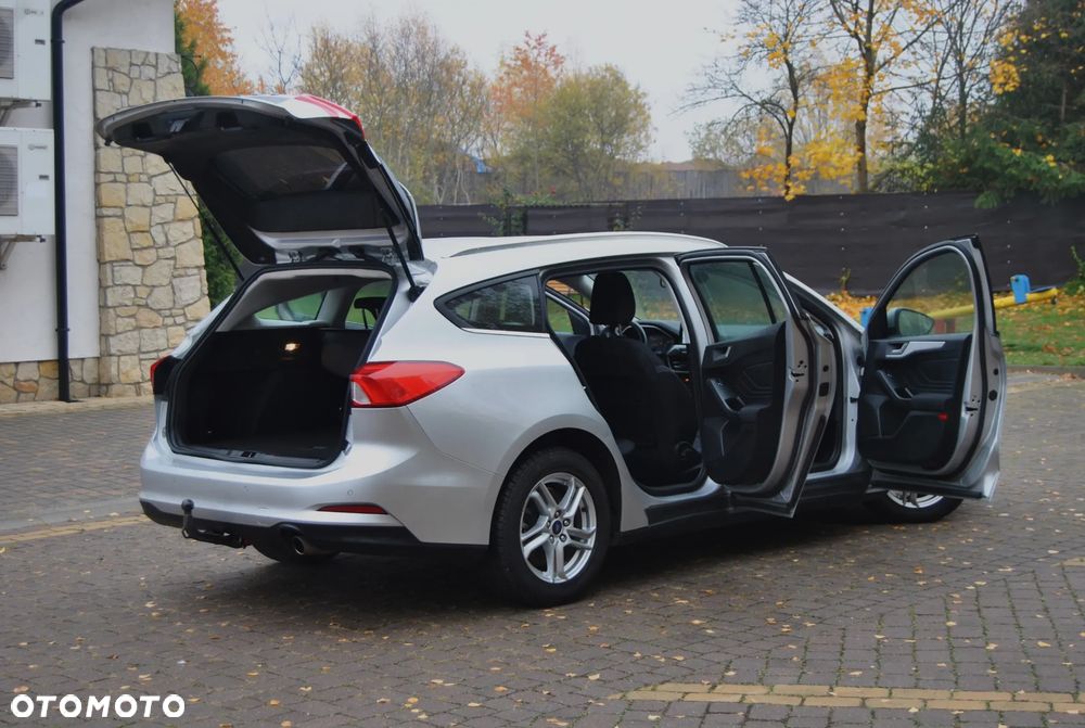Ford Focus - 22