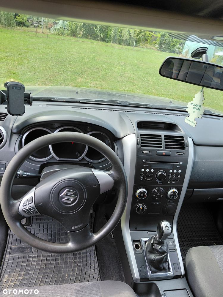 Suzuki Grand Vitara 1.9 DDiS - 9