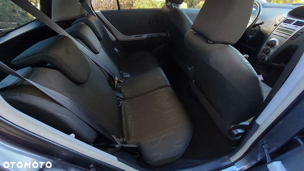 Toyota Yaris 1.0 Sol - 14