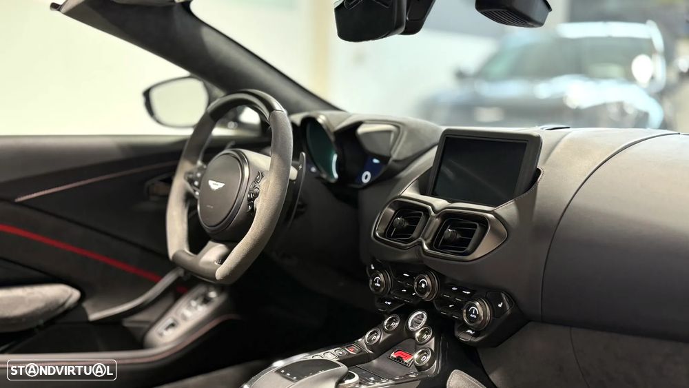 Aston Martin Vantage Roadster V8 F1 Edition - 21