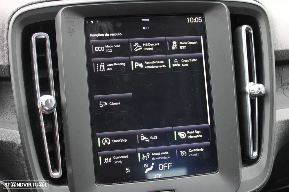 Volvo XC 40 2.0 D3 Momentum Geartronic - 26