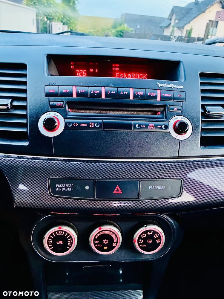 Mitsubishi Lancer 1.8 Intense - 17