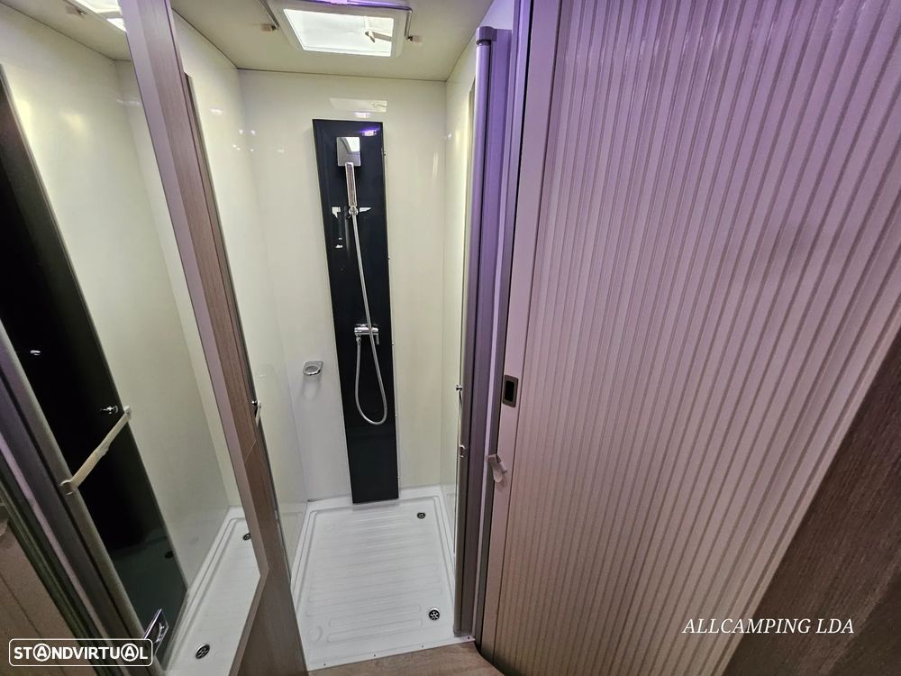 Chausson Flash Salão "Maxi Lounge+Cama de Casal Elétrica - 29