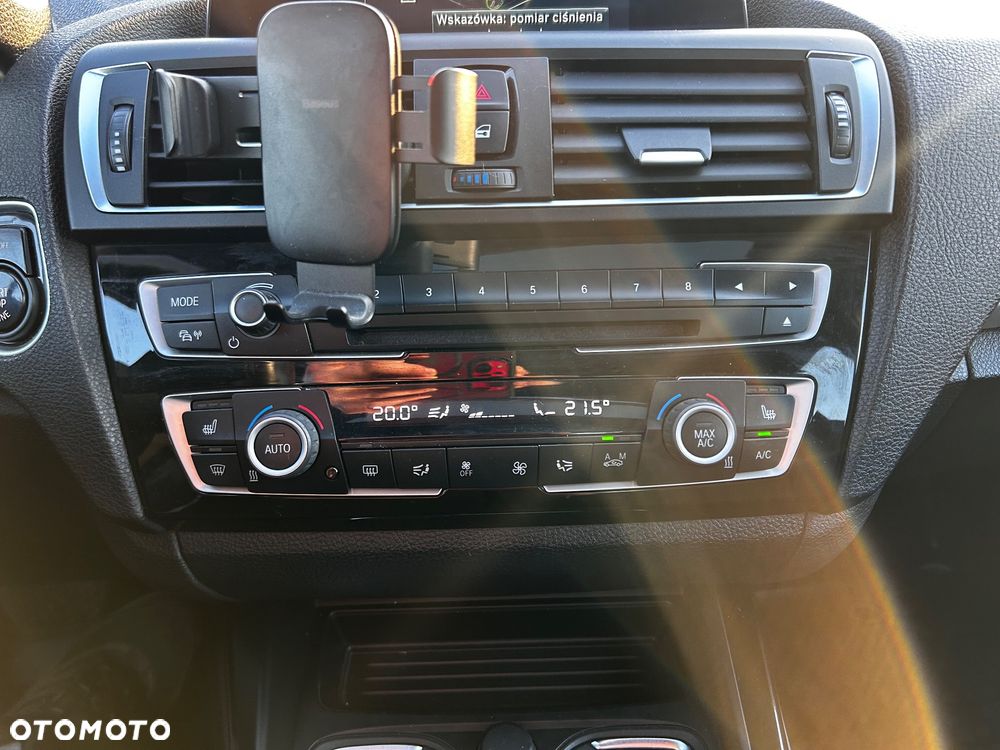 BMW Seria 1 120d xDrive M Sport sport - 13