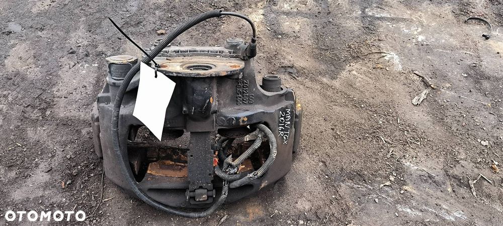 ZACISK HAMULCOWY TYŁ PRAWY MAN TGX 18.440 Z012007 - 1