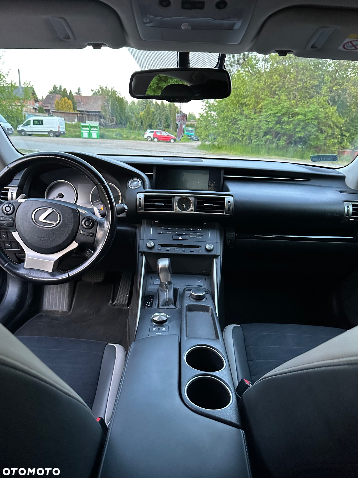 Lexus IS 200t Elite - 9