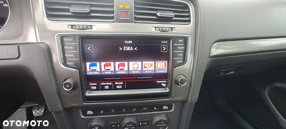 Volkswagen Golf - 29