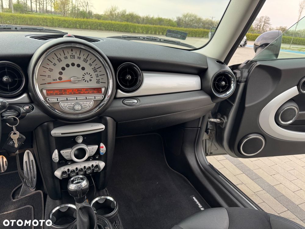 MINI Cooper S Standard - 18