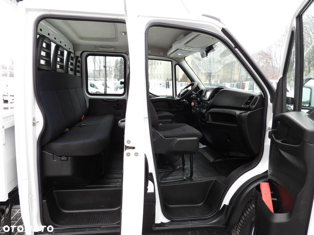 Iveco DAILY 35C16 WYWROTKA PODWÓJNA KABINA DOKA 6 MIEJSC TEMPOMAT NAWIGACJA BLIŹNIACZE KOŁA KLIMATYZACJA  160KM - 38