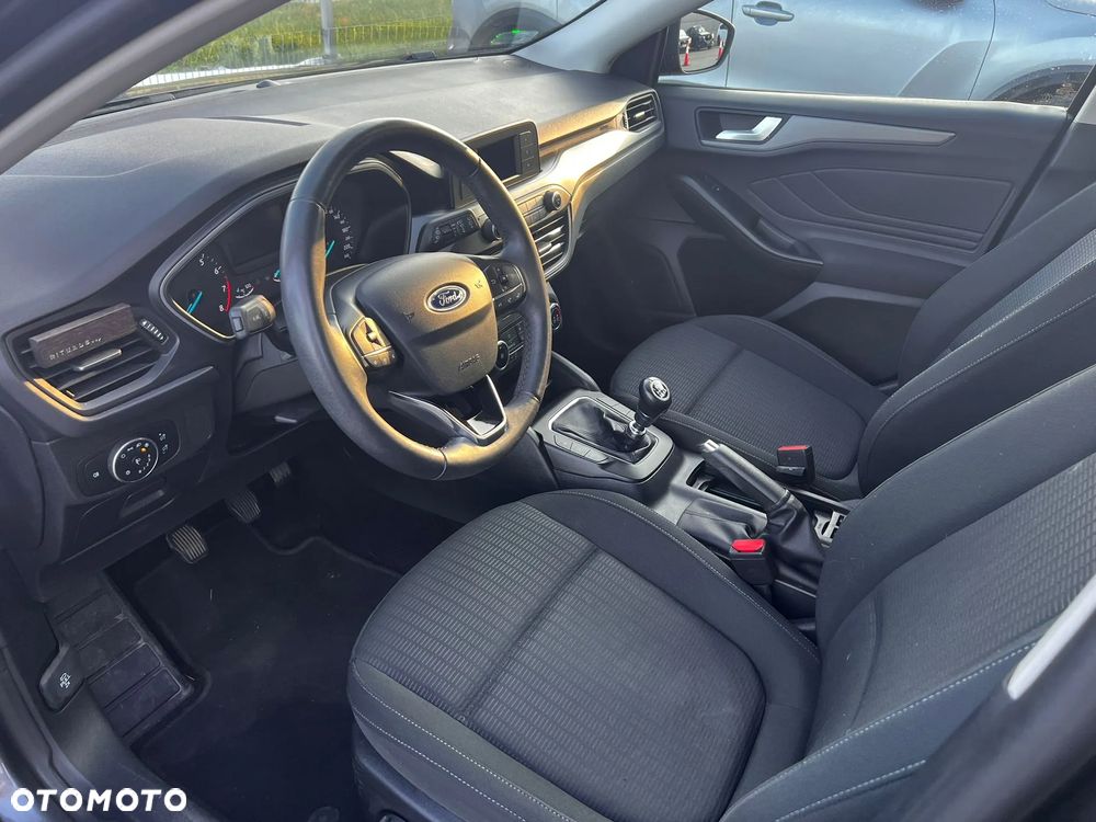 Ford Focus 1.0 EcoBoost Trend ASS - 10
