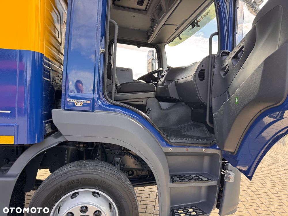 Mercedes-Benz ATEGO - 28