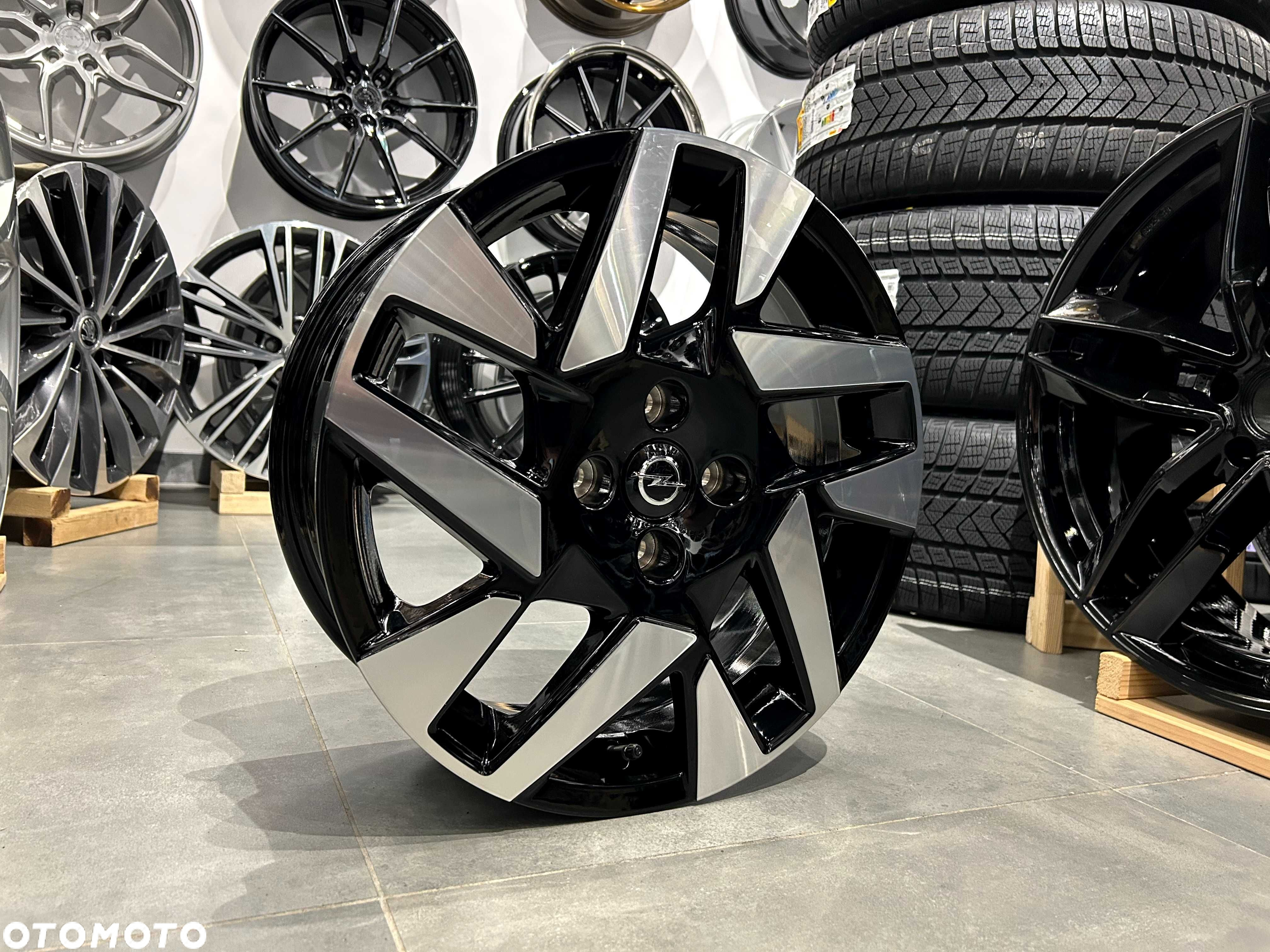 Oryginalne felgi aluminiowe 17 4x108 ET32 Opel MOKKA II eMokka Corsa - 2