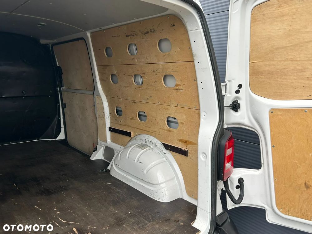 Volkswagen Transporter T6 Lift L2H1 Long 2.0 TDI 150KM **200tyś. km.**Klima**3 osobowy**2017R** - 10
