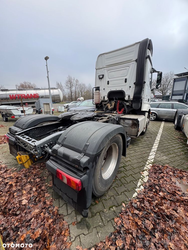 Mercedes-Benz Actros - 7