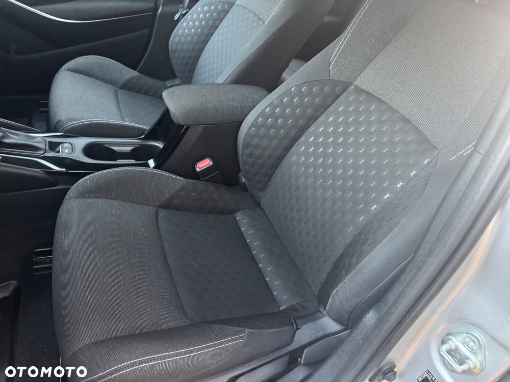 Toyota Corolla 1.8 Hybrid Comfort - 14