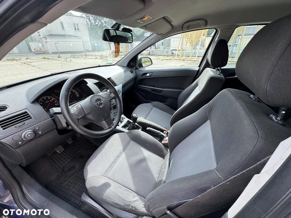 Opel Astra - 11