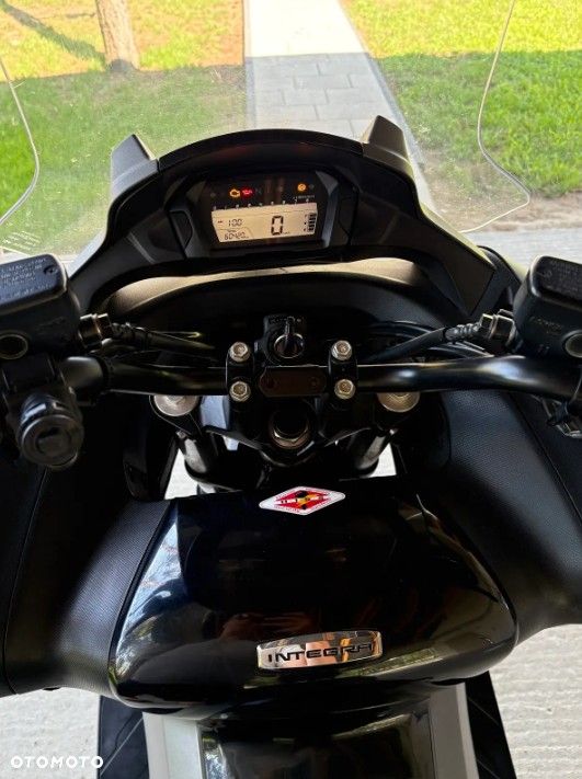 Honda NC - 12